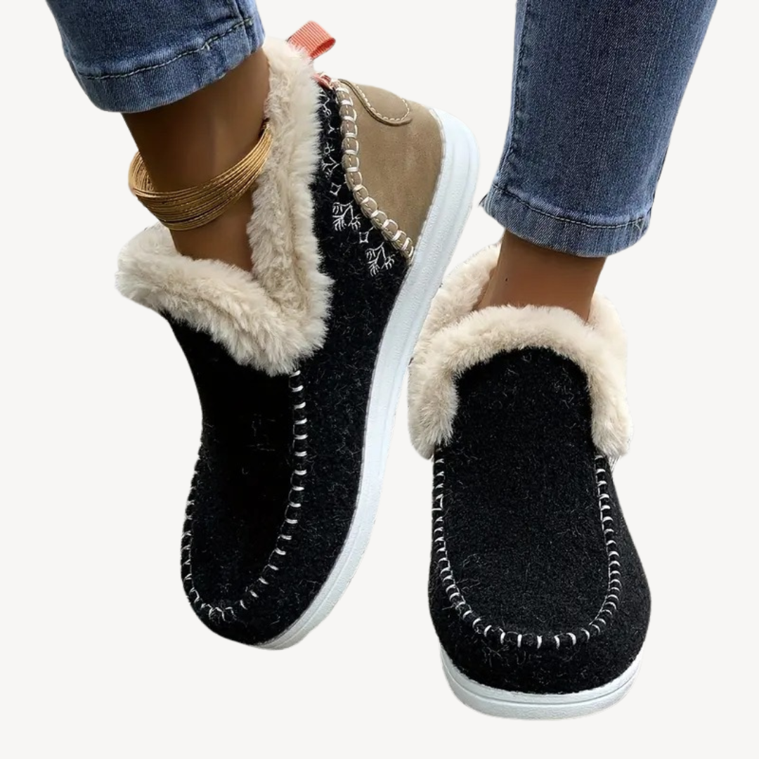 Women’s Chic Casual Shoes | Stylish Design