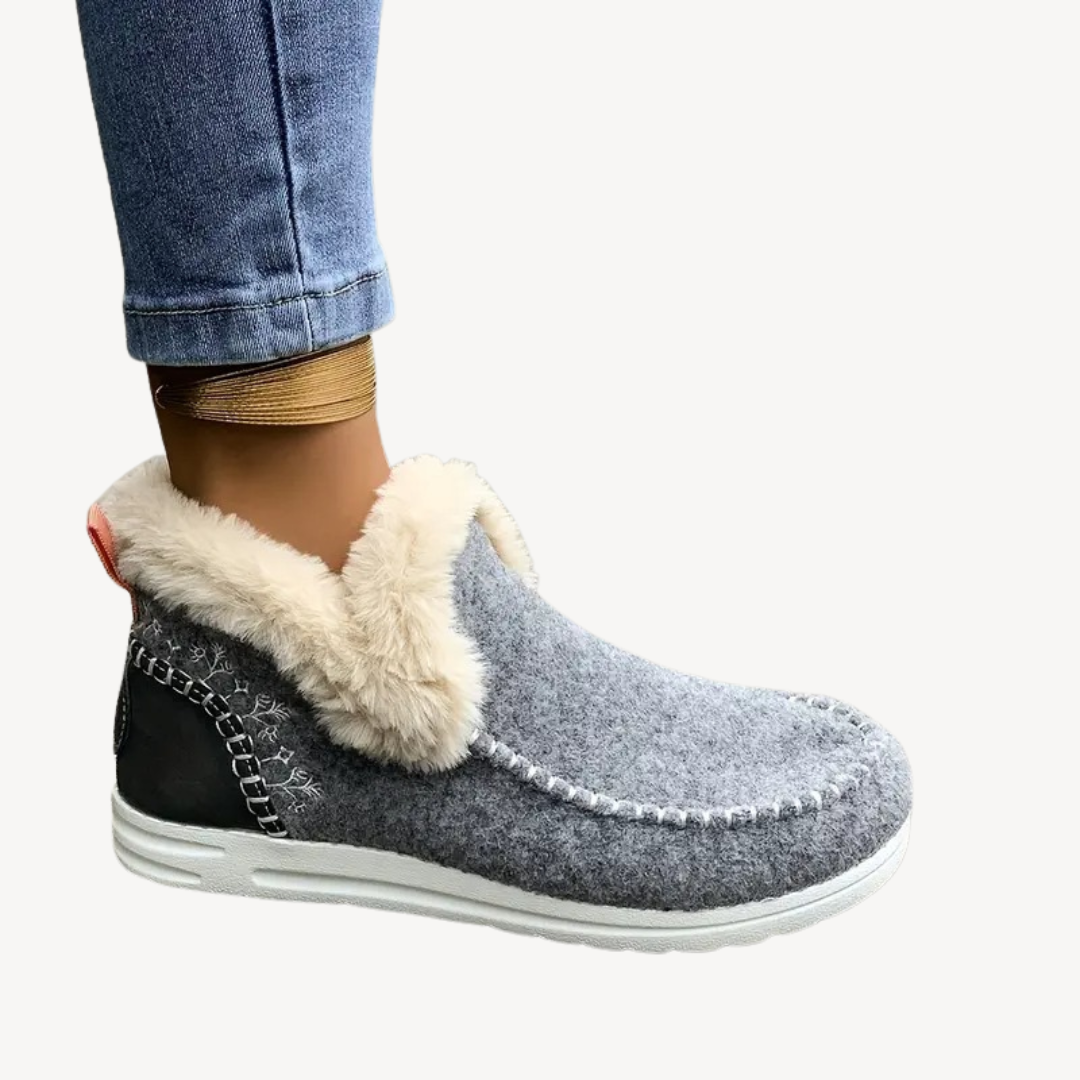 Women’s Chic Casual Shoes | Stylish Design